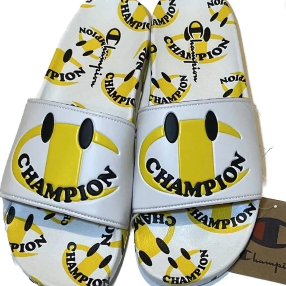 Champion Slides Shoes Mens‎ Size 12 White Yellow Happy Face Summer Sandals NEW